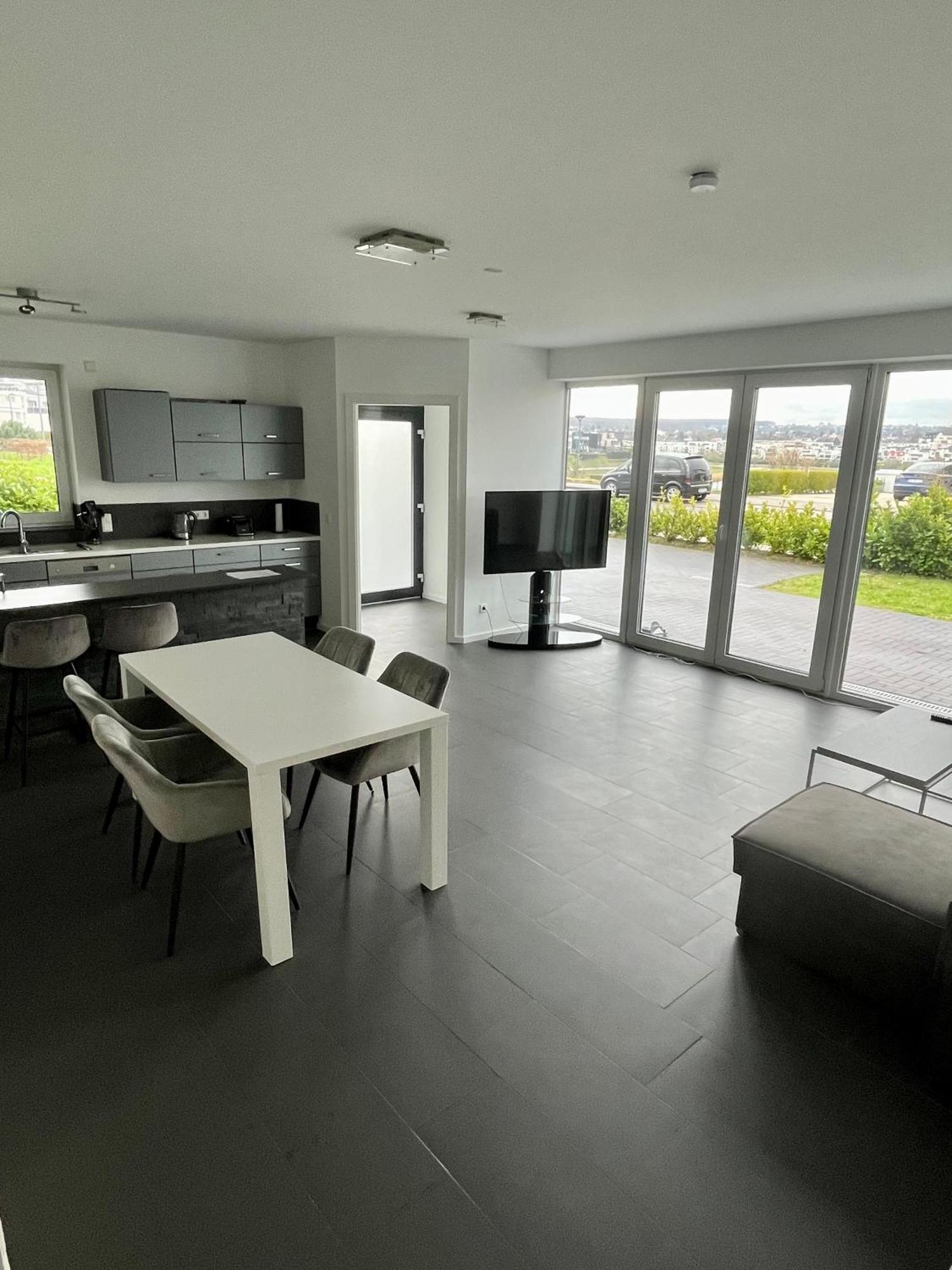 Luxuswohnung Direkt Am Phoenixsee Dortmund Exterior foto